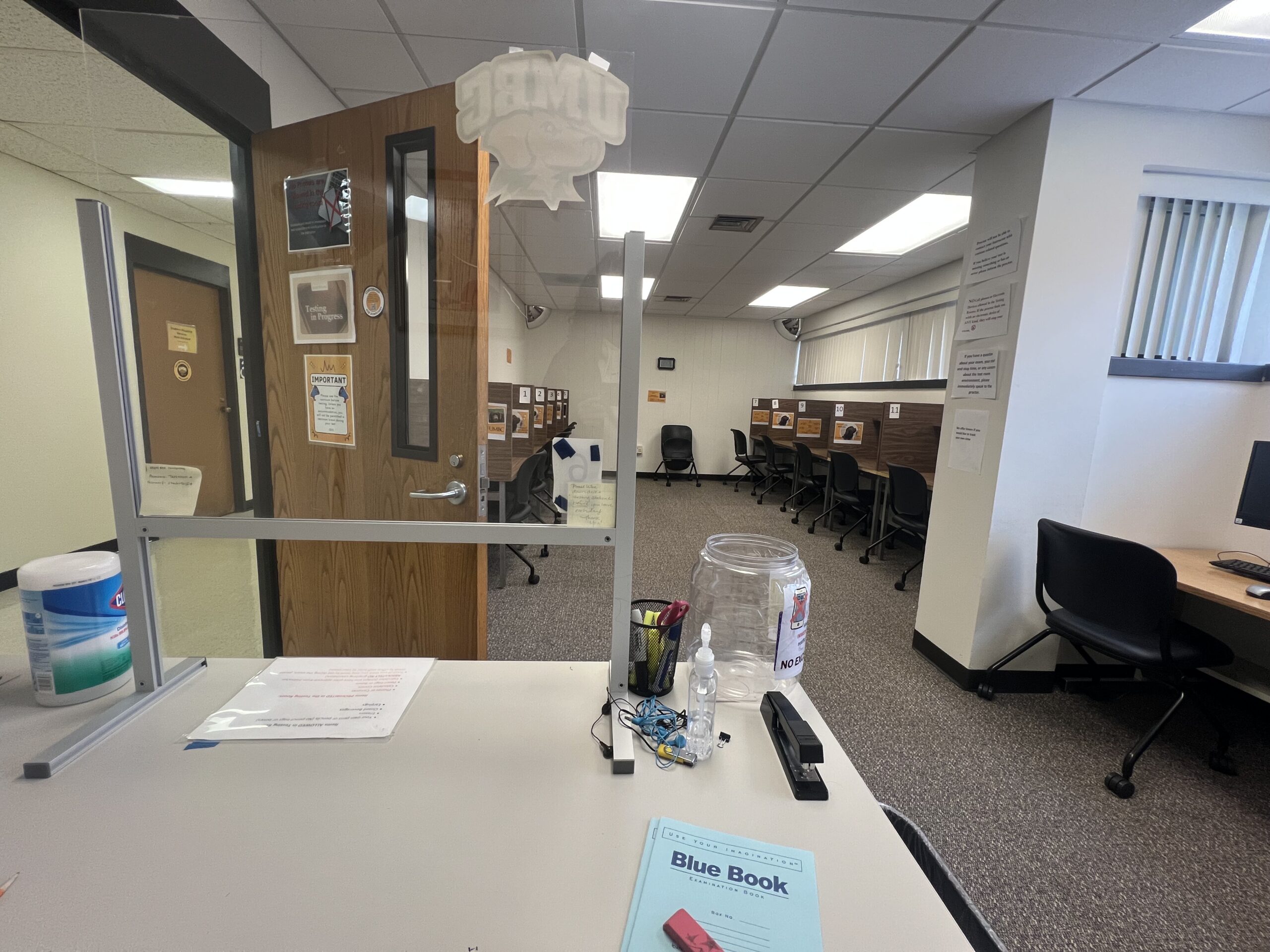 A Image of the SDS testing room located inside the Math and Psychology building. (Interior)